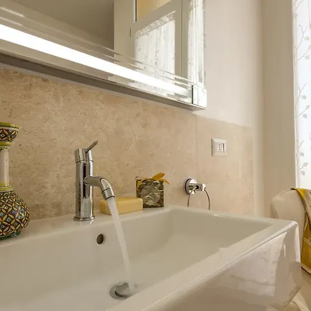 Elafi Penthouse